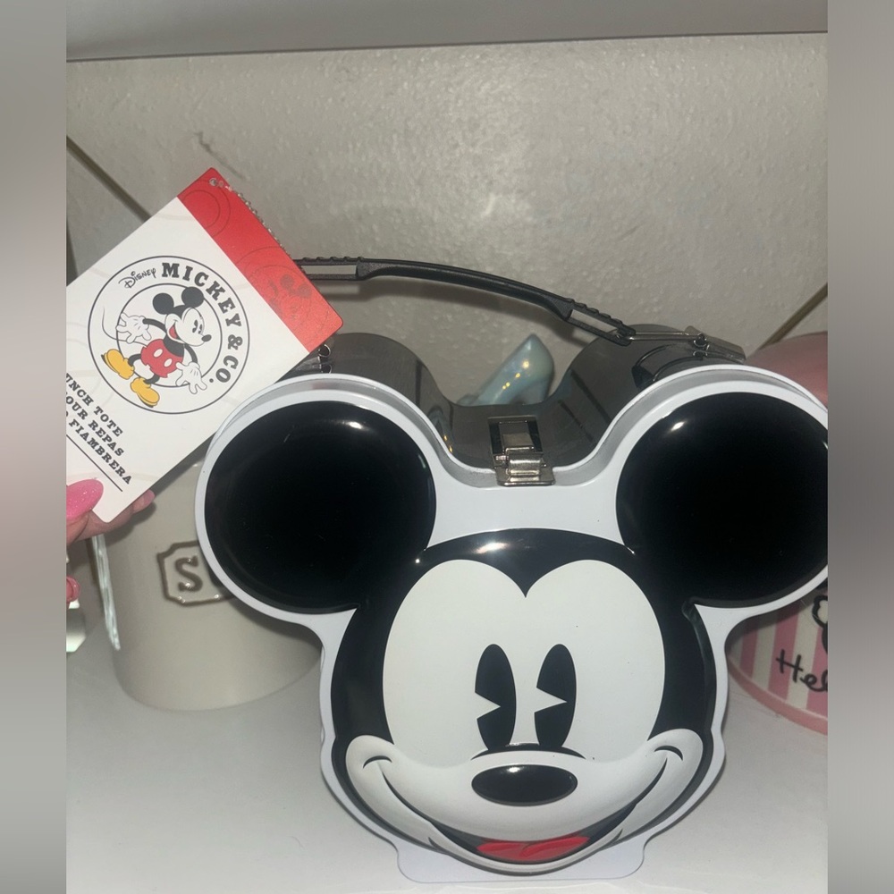 Disney Parks Mickey Mouse vault lunchbox Nwt